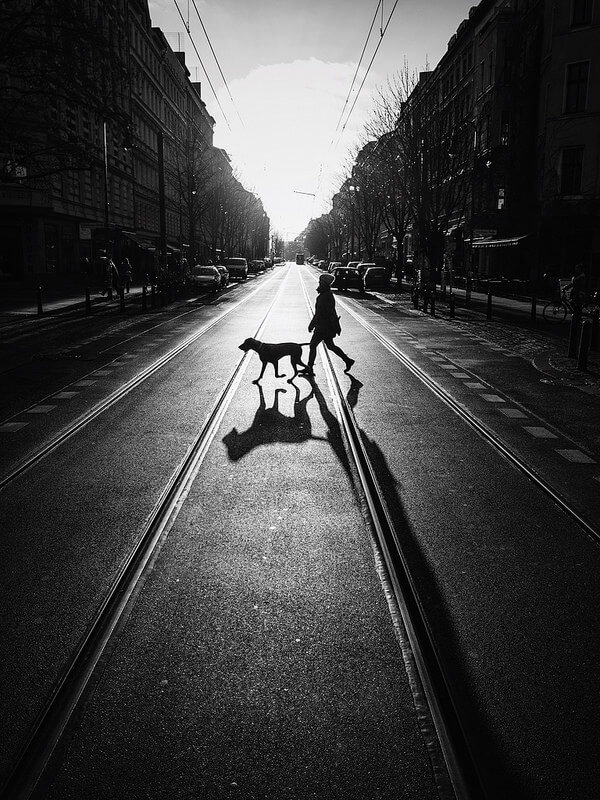 pedestrian shadow berlin