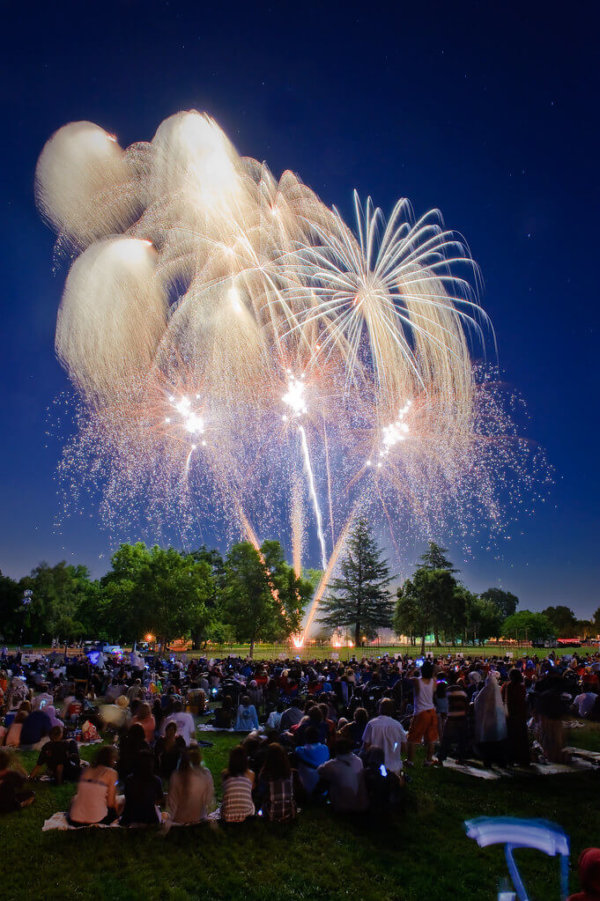 40 Stunning Images Of Fireworks - The Photo Argus