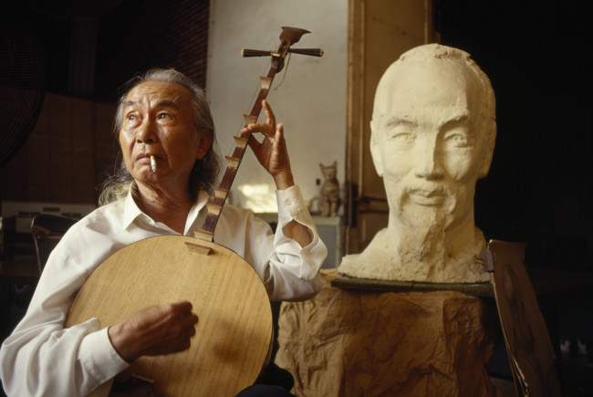 Diệp Minh Châu, Ho Chi Minh’s personal sculptor, lived with him for years in the forest