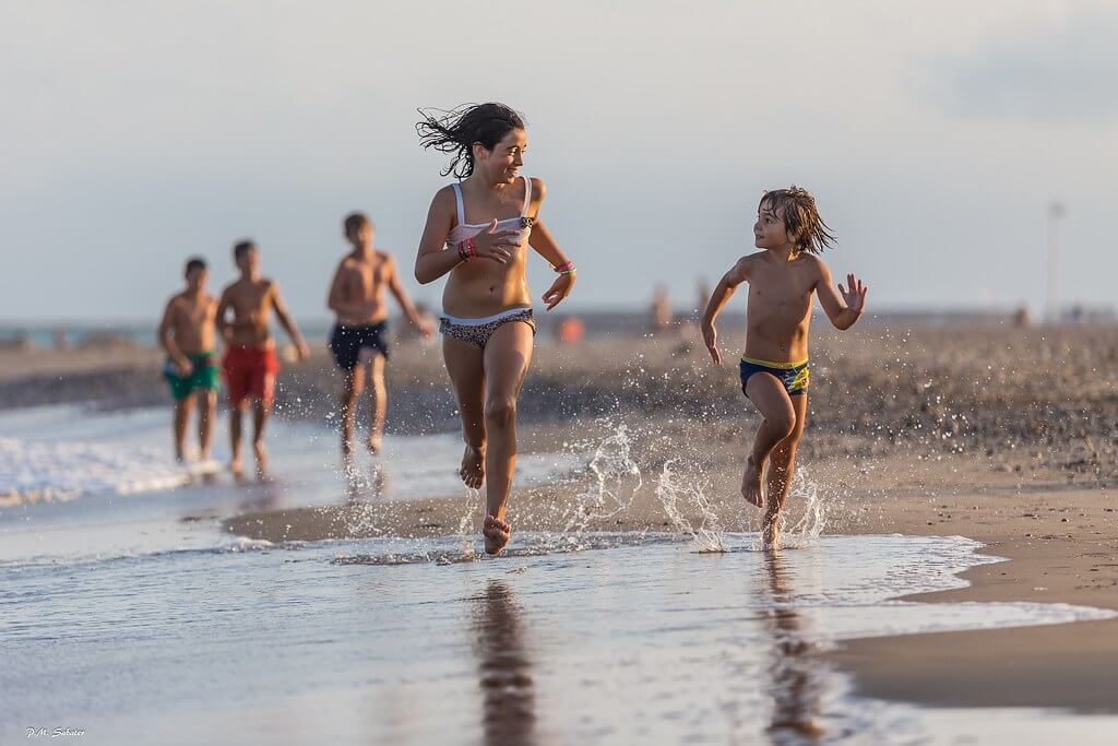 PM.SABATER - running on beach