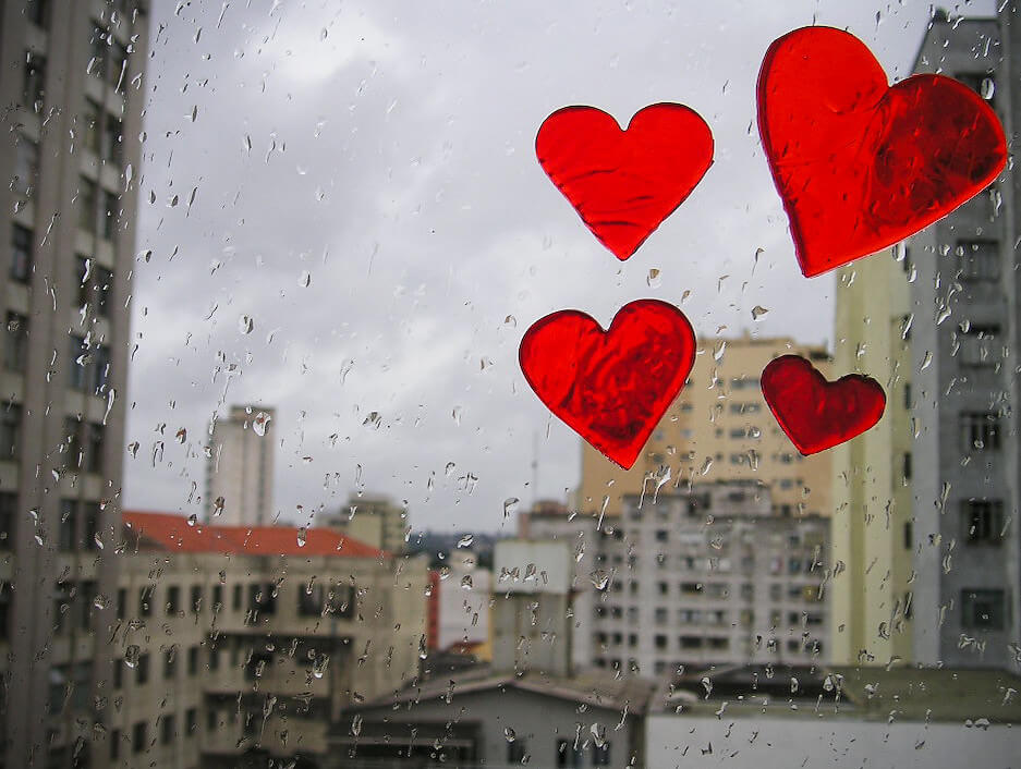 tainara . - heart stickers on window